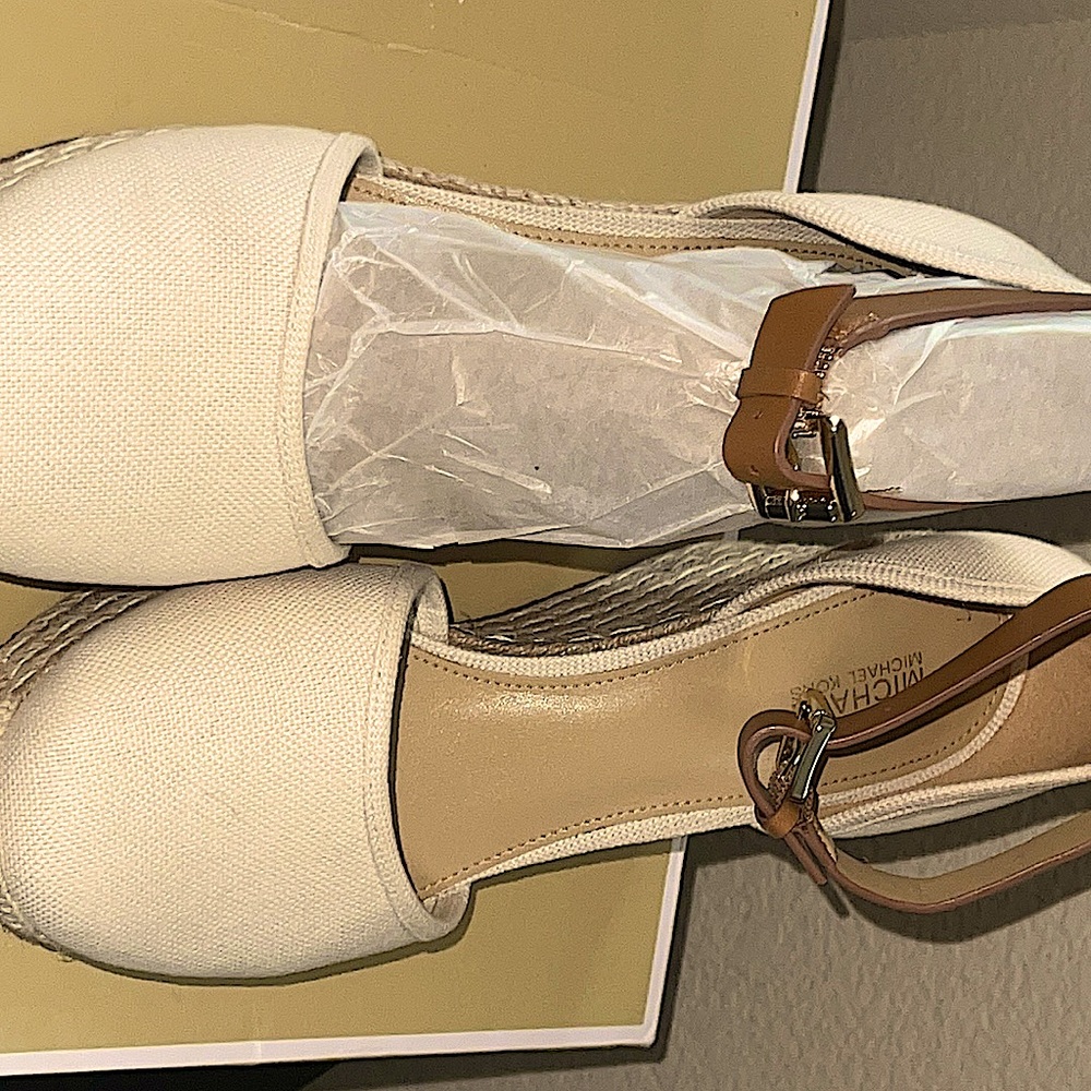 Michael Kors Cream Wedges